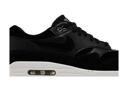 Nike Air Max 1 Rebel Skulls