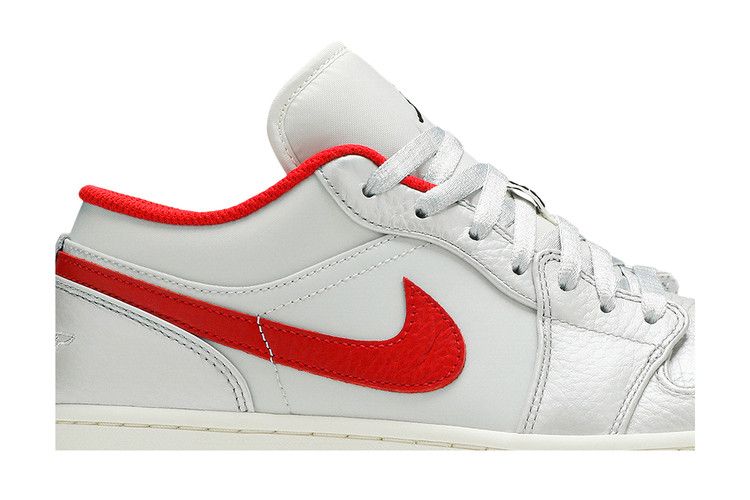 Jordan 1 Low Night Track