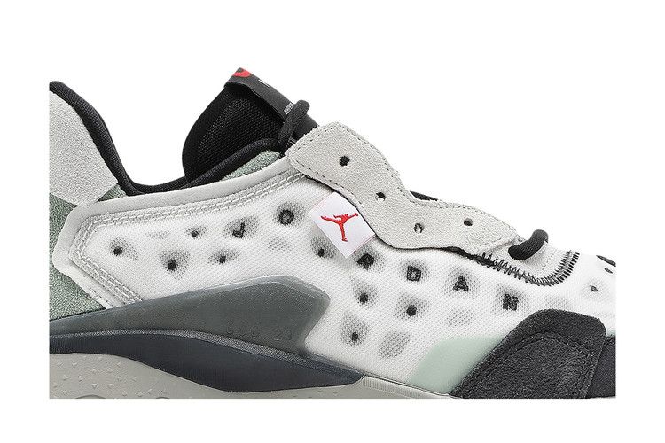 Jordan Delta 2 Grey Black Tan