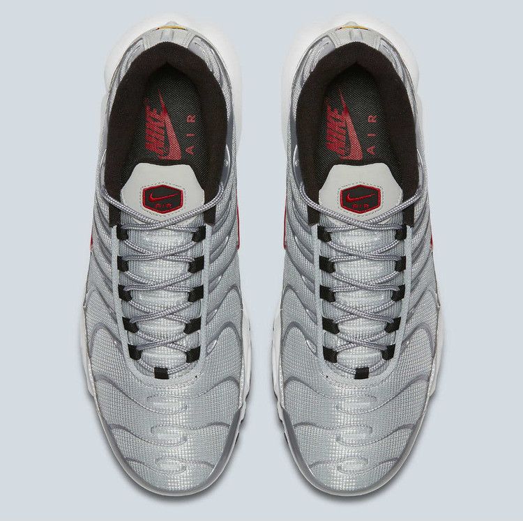 Nike Air Max Plus Silver Bullet