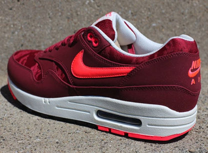 Nike Air Max 1 Jacquard Atomic Red