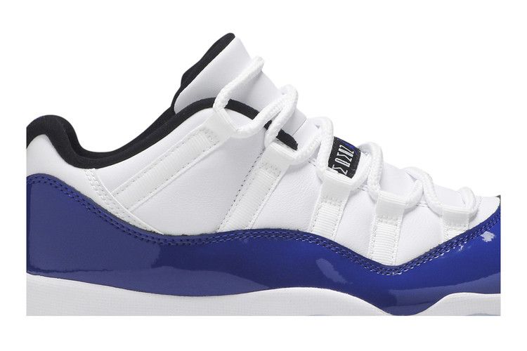 Jordan 11 Retro Low White Concord (Women's)