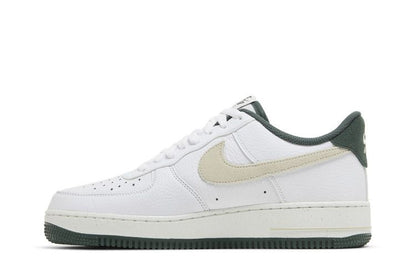 Nike Air Force 1 Low '07 LV8 Vintage Green