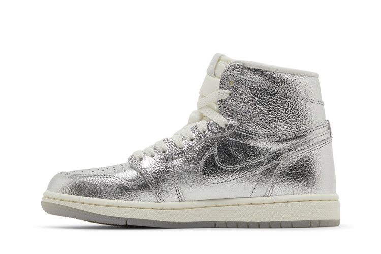 Jordan 1 Retro High OG Chrome (Women's)