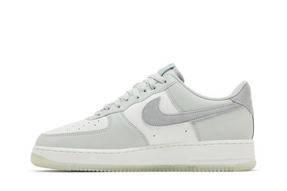 Nike Air Force 1 '07 Light Silver Pumice