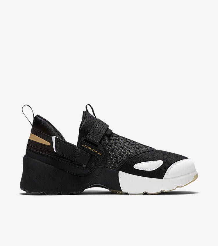 Jordan Trunner LX BHM (2017)