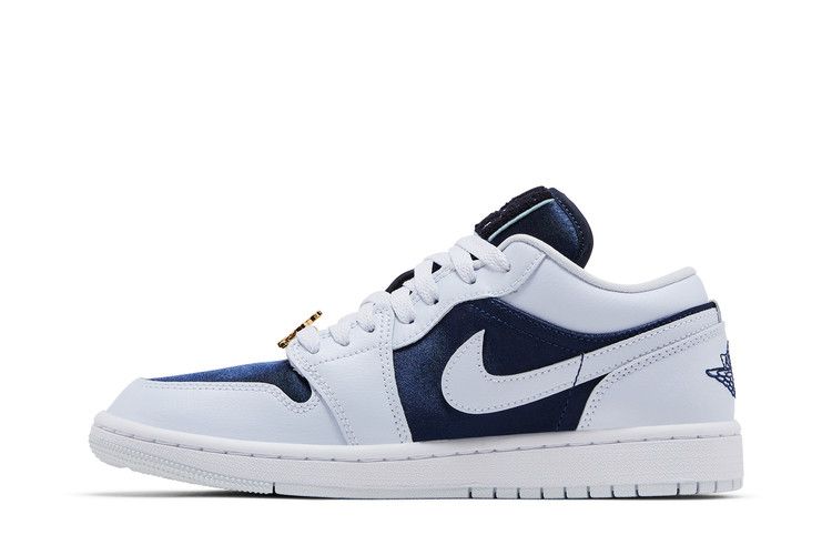 Jordan 1 Low SE Football Grey White Gym Red Midnight Navy (Women's)