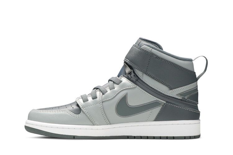 Jordan 1 High FlyEase Light Smoke Grey