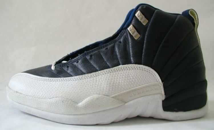 Jordan 12 OG Obsidian (1997)