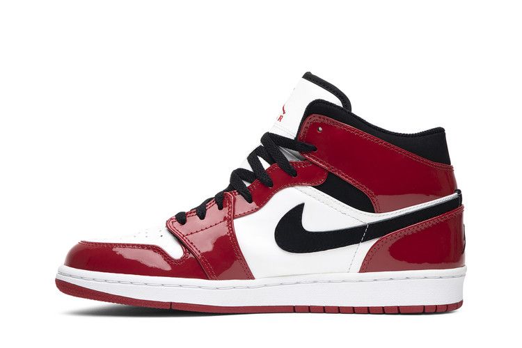 Jordan 1 Retro Chicago Bulls Patent (2003)