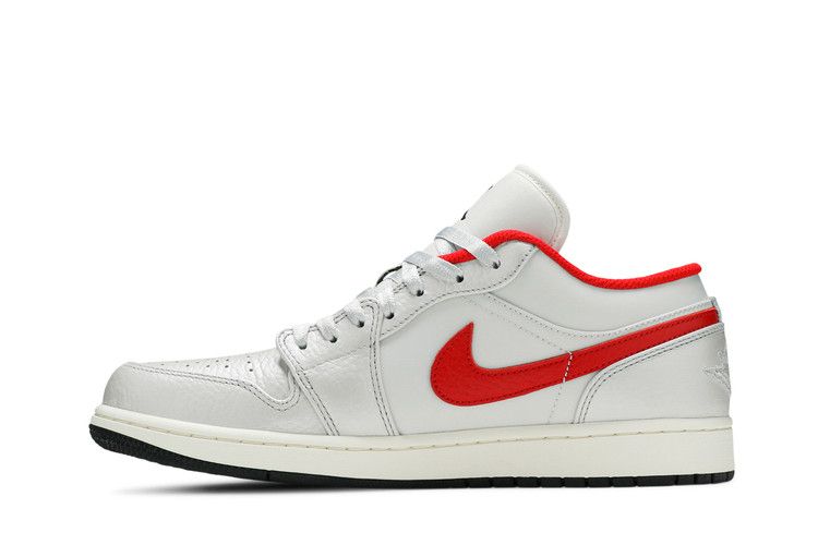 Jordan 1 Low Night Track