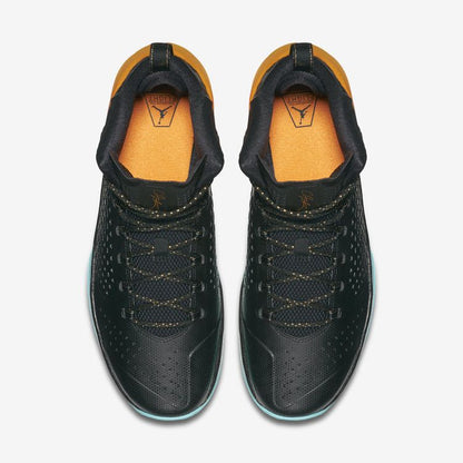 Jordan Melo M11 Black/Metallic Gold-Bright Ctrs-Lsr