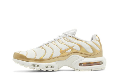 Nike Air Max Plus Vast Grey Metallic Gold (Women's)