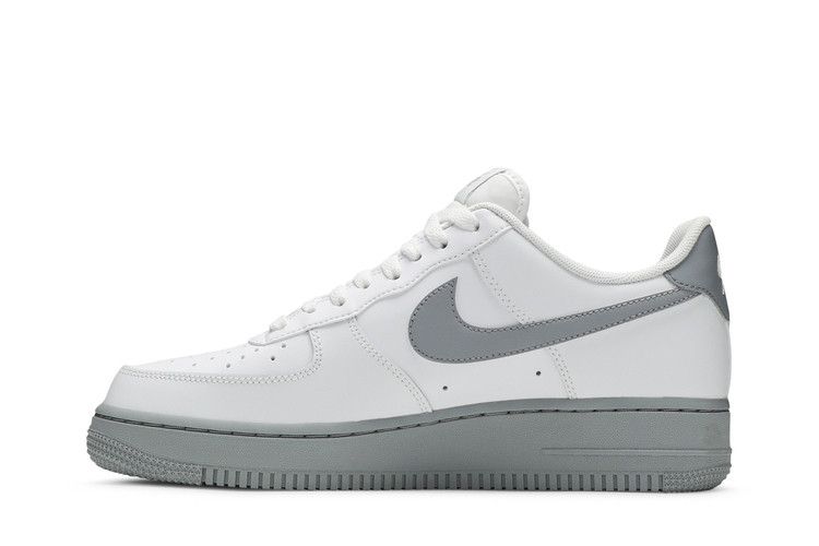Nike Air Force 1 07 White Grey Sole