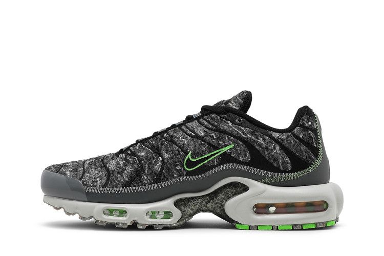 Nike Air Max Plus Essential Crater Green