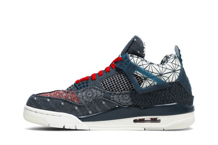 Jordan 4 Retro SE Sashiko