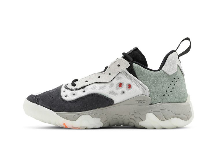 Jordan Delta 2 Grey Black Tan