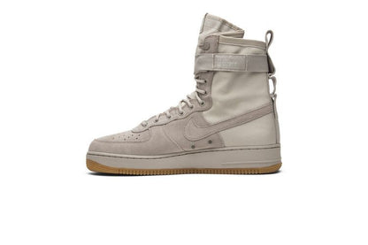 Nike SF Air Force 1 String