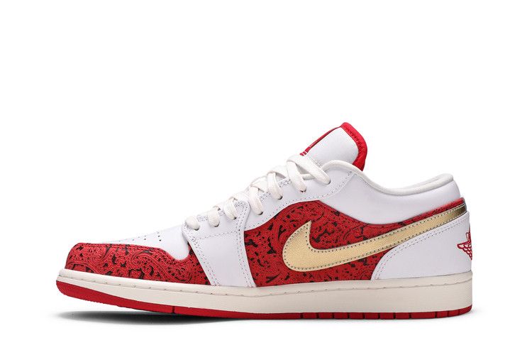Jordan 1 Low Spades