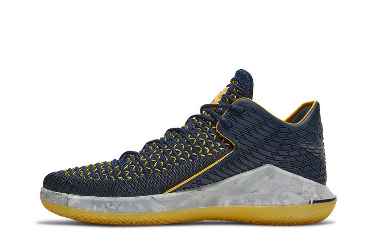 Jordan XXXII Low Michigan