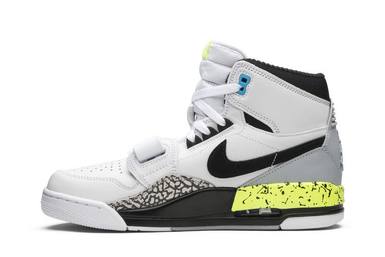 Jordan Legacy 312 Command Force Volt
