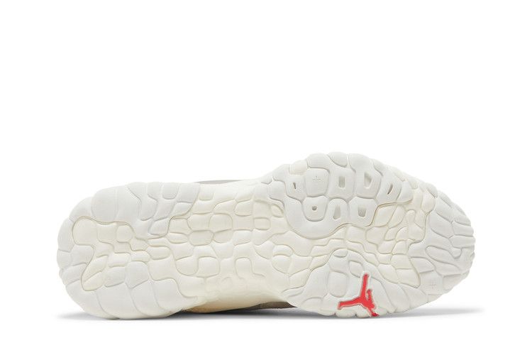 Jordan Delta 2 Grey Fog Sail