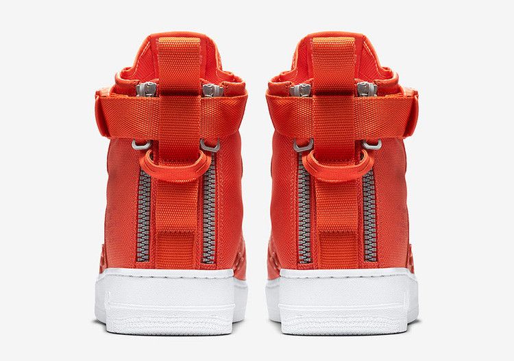 Nike SF Air Force 1 Mid Team Orange