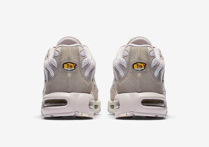 Nike Air Max Plus Pearl Pink