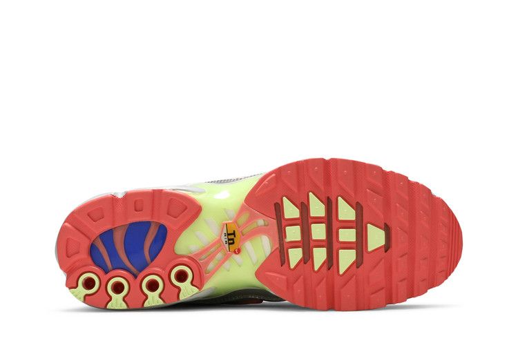 Nike Air Max Plus Hyper Royal Sunblush (Women's)