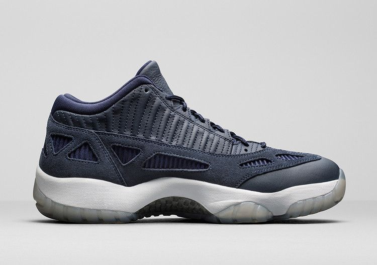 Jordan 11 Retro Low IE Obsidian