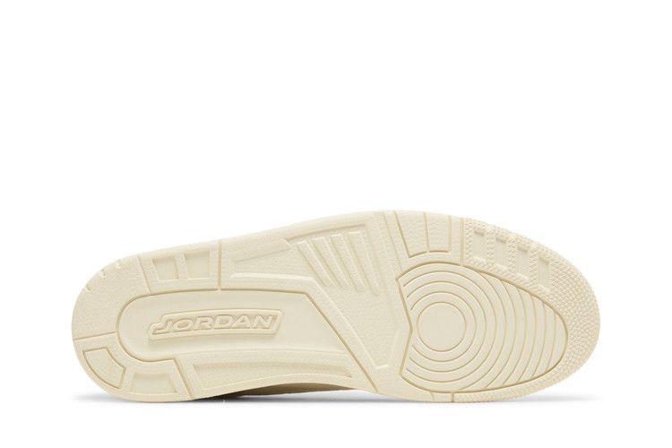 Jordan Spizike Low Coconut Milk