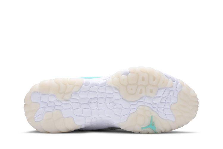 Jordan Delta 2 Grey Grape Ice