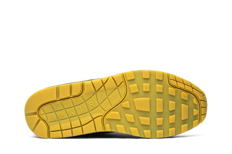 Nike Air Max 1 Livestrong