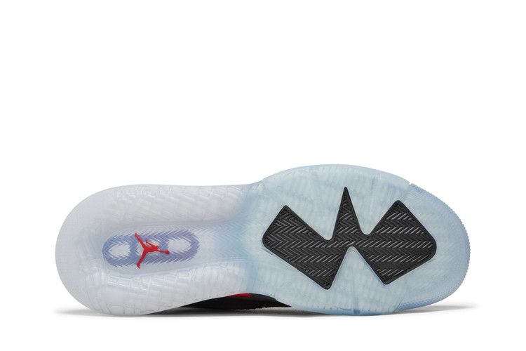 Jordan Mars 270 Top 3