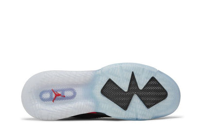 Jordan Mars 270 Top 3