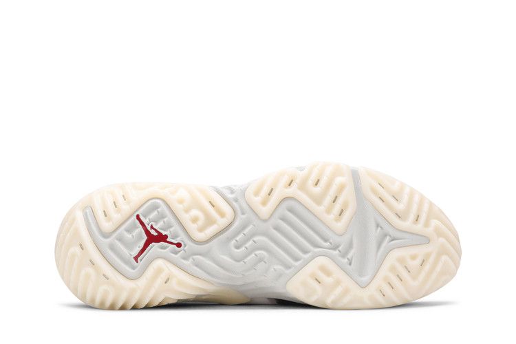 Jordan Delta Breathe Clear Medium Grey