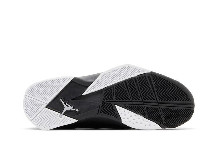 Jordan True Flight Black Metallic Gold