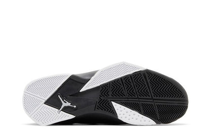 Jordan True Flight Black Metallic Gold