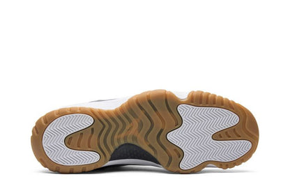 Jordan 11 Retro Low Midnight Navy