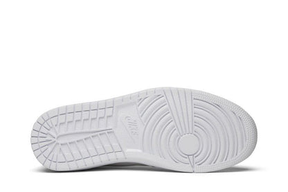 Jordan 1 Retro Low Pinnacle Metallic Silver