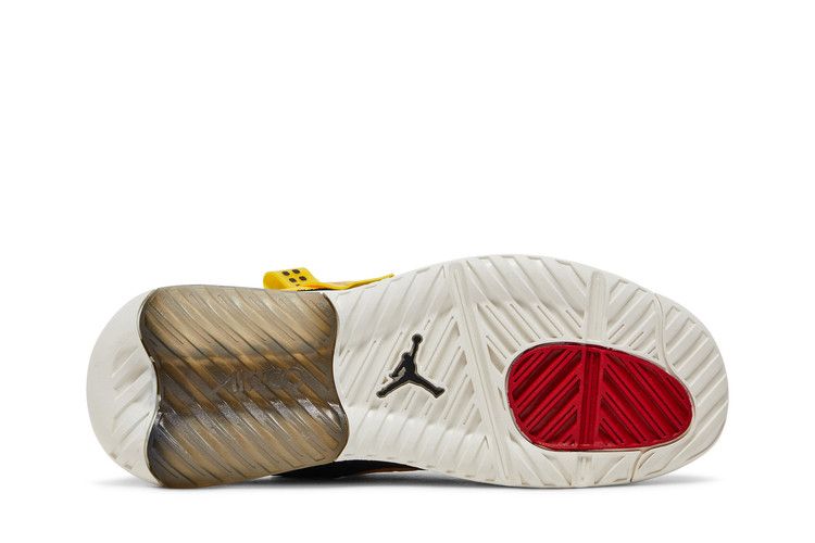 Jordan MA2 University Gold