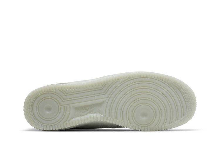 Nike Air Force 1 Low '07 Pro-Tech Waterproof Light Silver