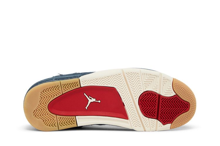 Jordan 4 Retro Levi's Denim (Tag with Levi's Logo)
