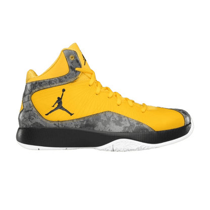 Jordan 2011 A Flight Varsity Maize