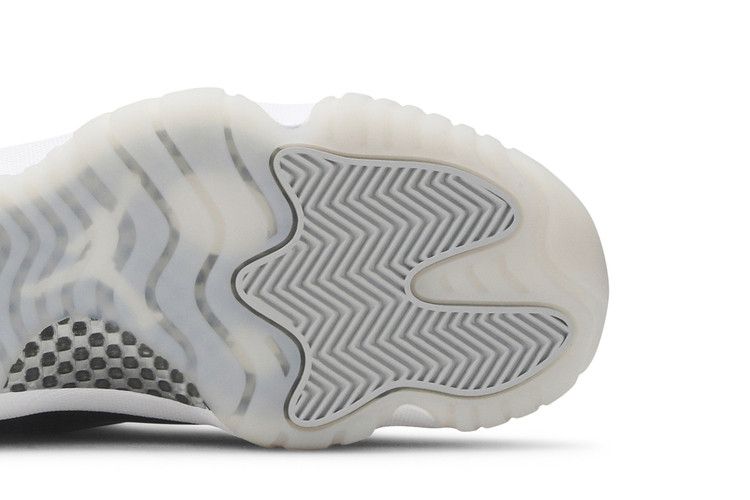 Jordan 11 Retro Jubilee (Women's)