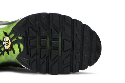 Nike Air Max Plus Black Dark Grey Volt