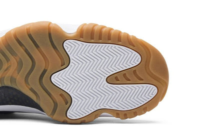 Jordan 11 Retro Low Midnight Navy