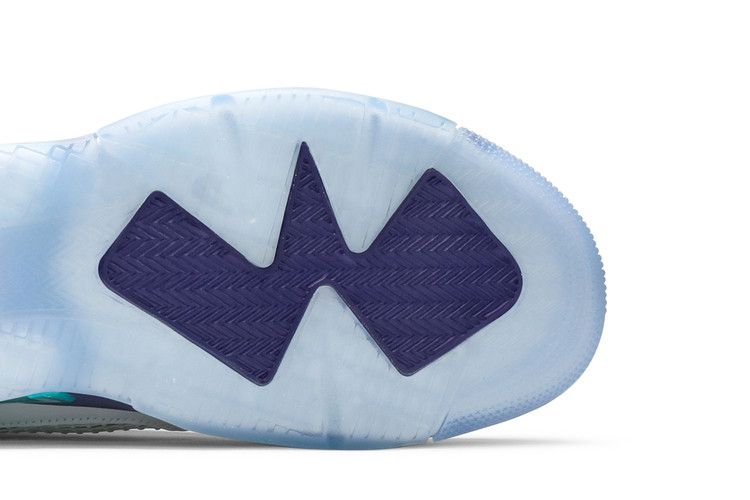 Jordan Mars 270 Grape