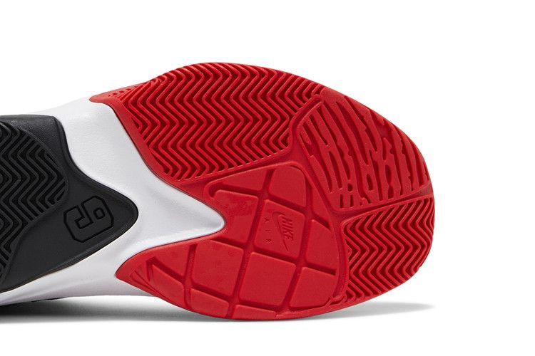 Jordan Max Aura 3 Black Red