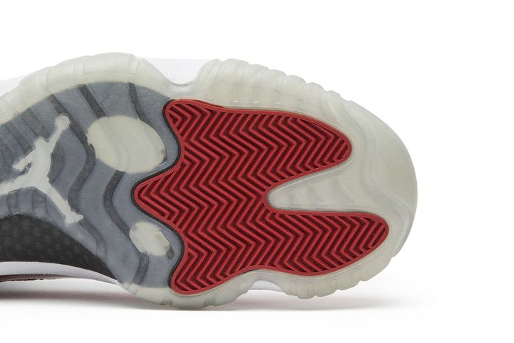 Jordan 11 Retro Low Cherry (2016)